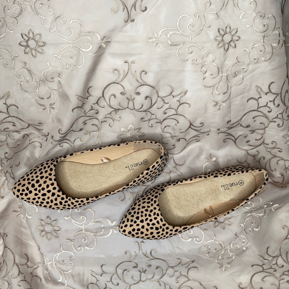 Rue 21 Tan and polka dot flats